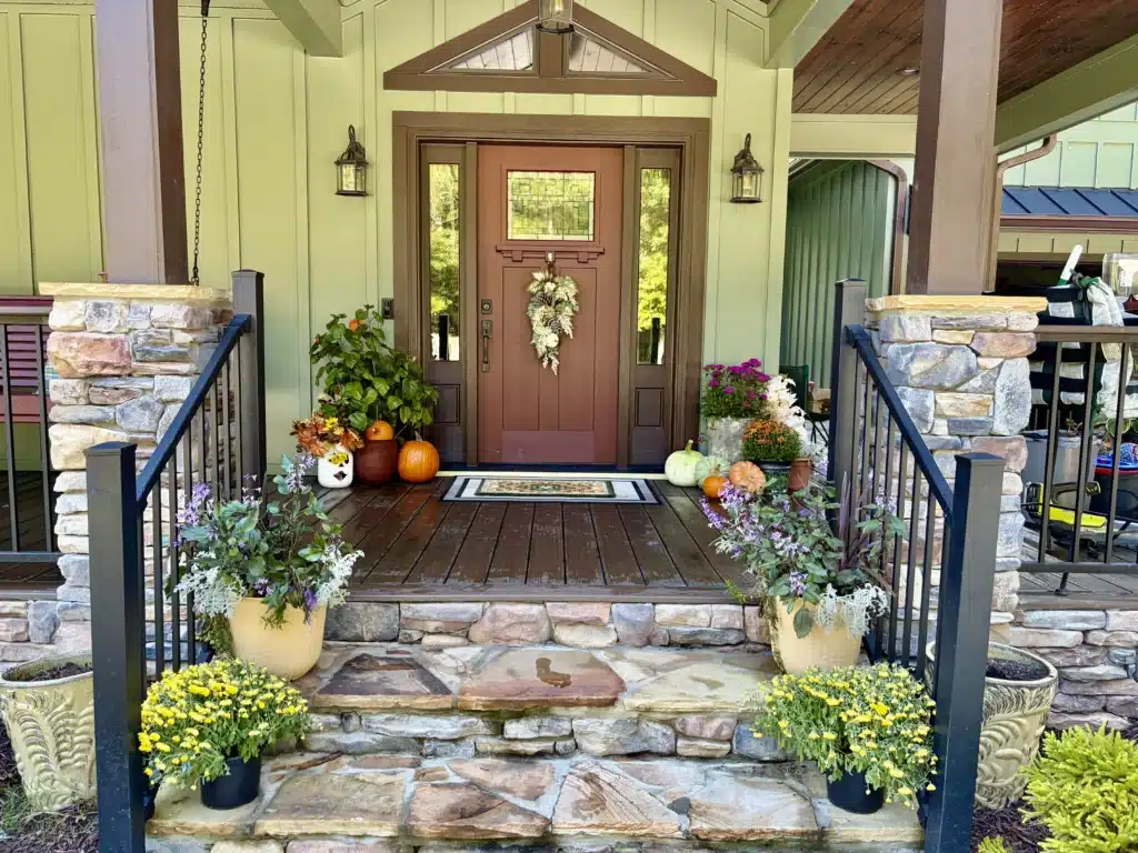 The Rock Home 33