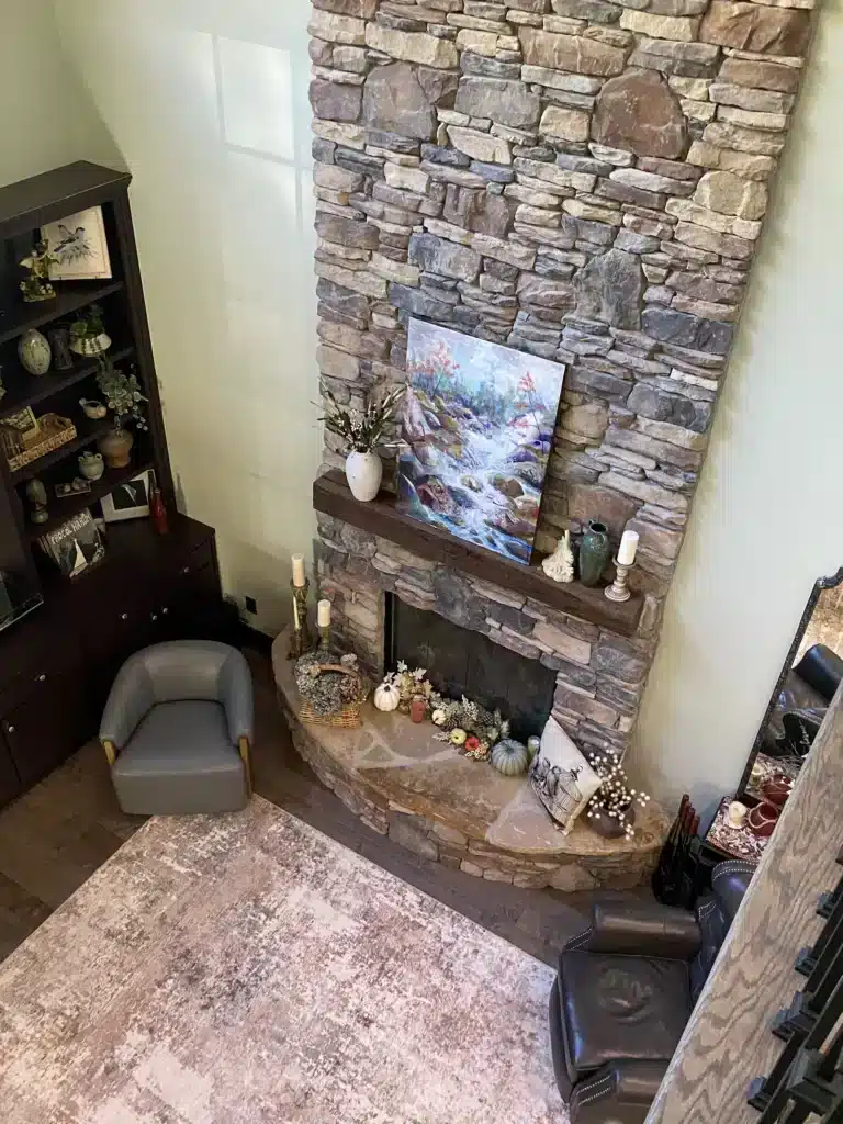 The Rock Home 76
